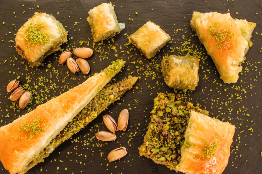 bh6 Saraydan Sofraya: Baklavanın Altın Yolculuğu
